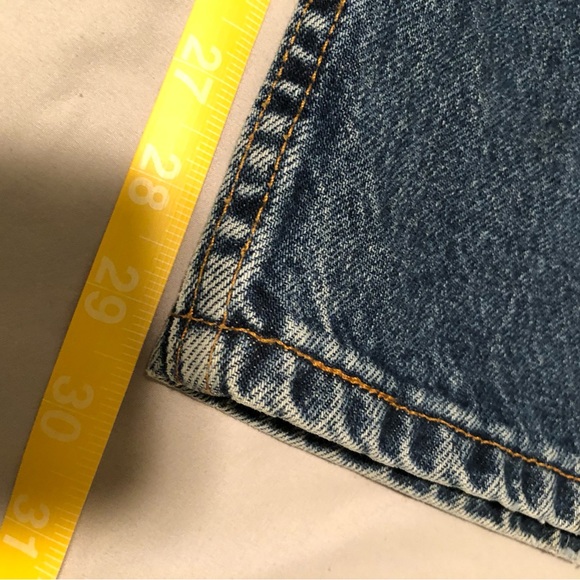 Levi’s White Tag Bootcut Jeans - Picture 6 of 6